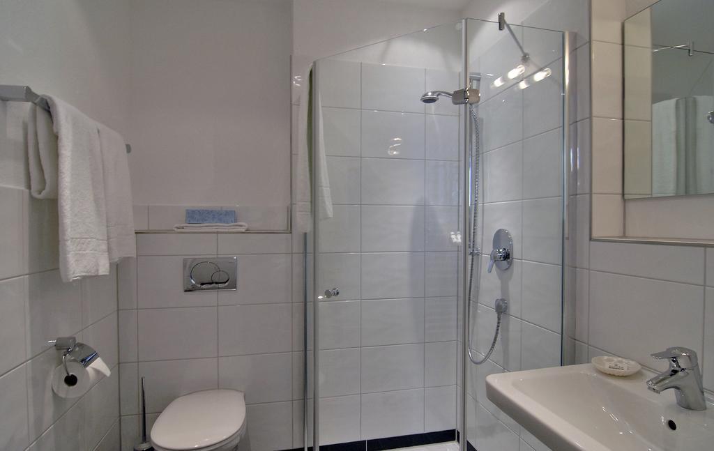 Hotel Landhaus Sixtmuehle Taufkirchen  Pokój zdjęcie