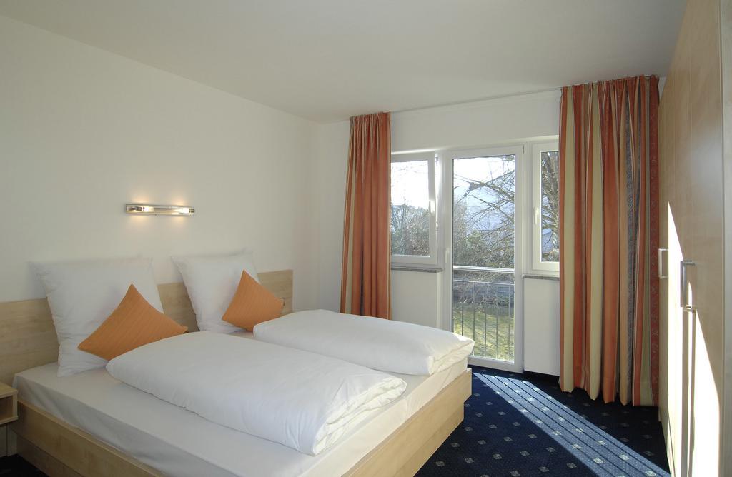 Hotel Landhaus Sixtmuehle Taufkirchen  Pokój zdjęcie